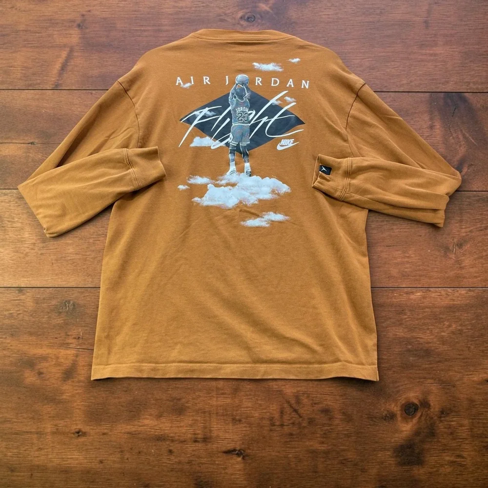Jordan Flight Essentials Statement Long Sleeve Shirt Mens (M) Orange DH8962-241